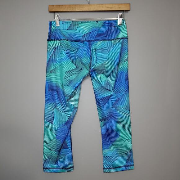 Reebok Athletic Cropped Leggings Size Small Blue Green - Picture 2 of 5